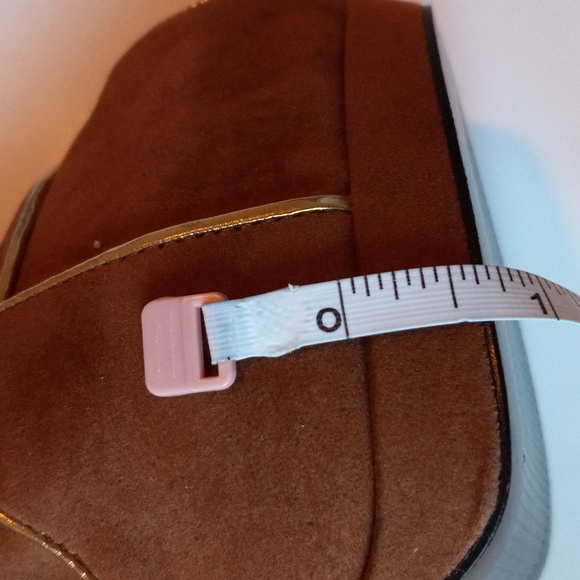 Colin Stuart stiletto heel bootie. Size 9. - Picture 9 of 10